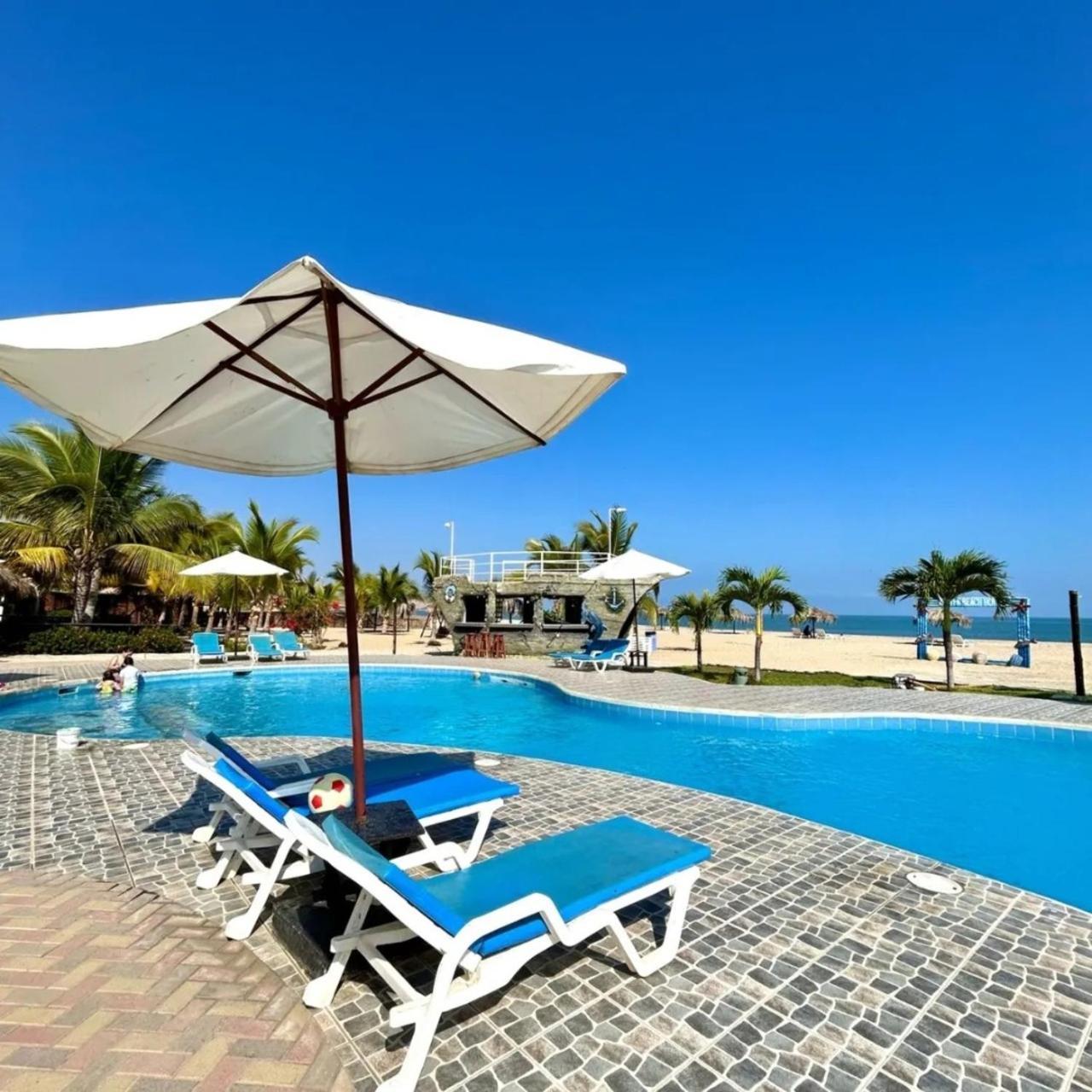 Nauti-K Beach Hotel Tumbes Extérieur photo